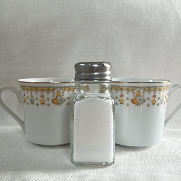 Garden Bouquet fine china set of 2 coffee cup glasses pre loved floral gold trim - Picture 10 of 11